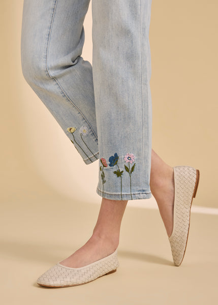 FDJ- EMBROIDERED FLORAL PULL ON STRAIGHT CROP JEAN - 2489669