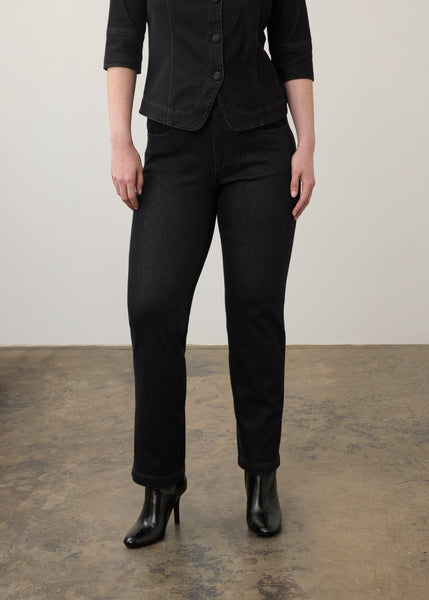 FDJ - PULL ON STRAIGHT LEG KNIT DENIM JEAN - 2852131 - 2 Colours