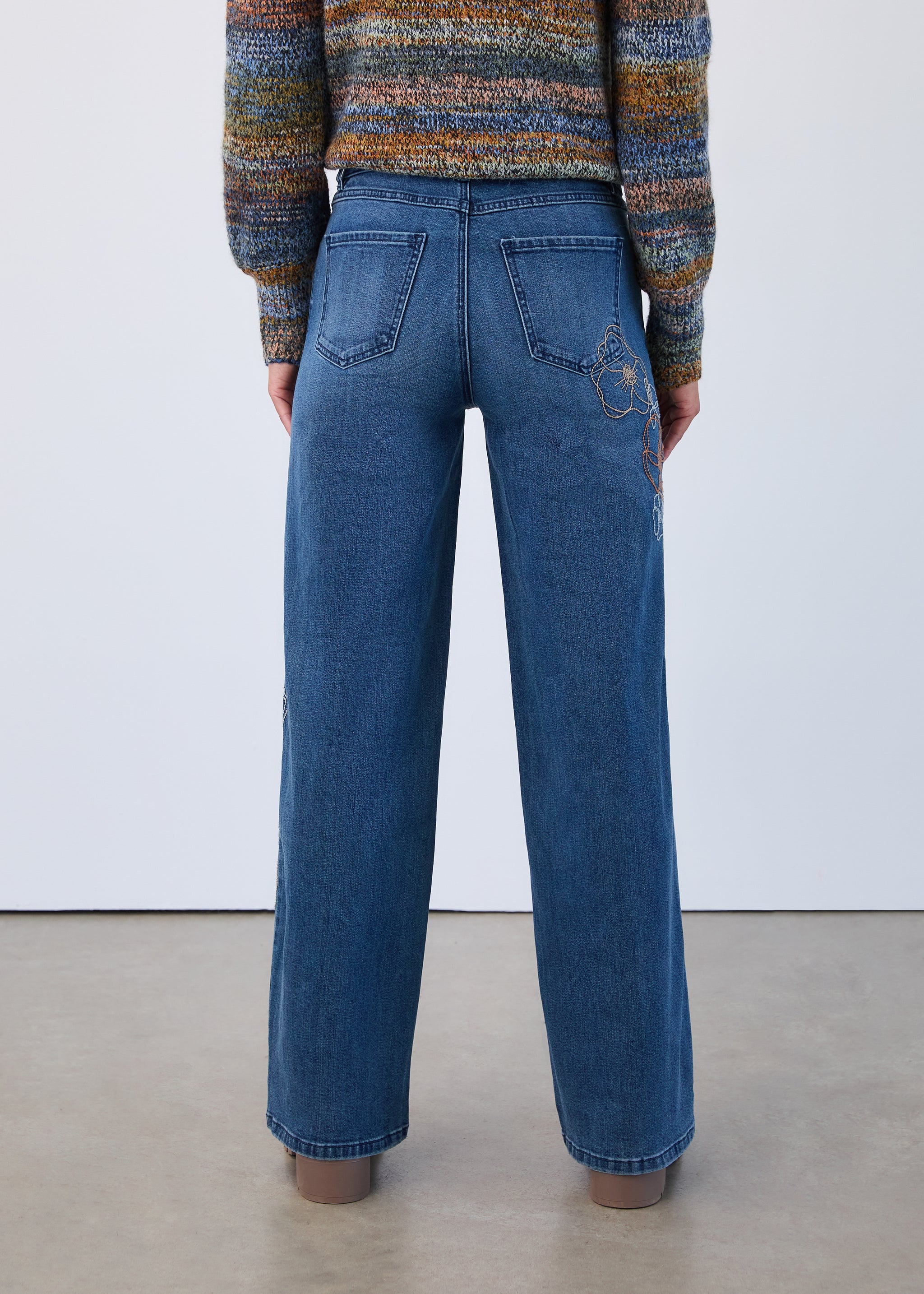 FDJ - STATEMENT DENIM - CHRISTINA EMBROIDERED WIDE LEG JEAN