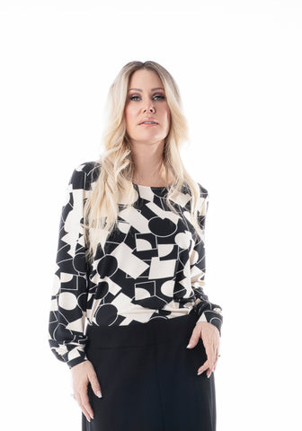 PURE ESSENCE- GEO PRINT JERSEY KNIT TOP - 617-4994