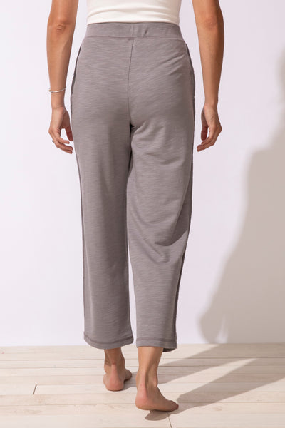 ESCAPE - ONSHORE PULL ON CROP PANT -E66843