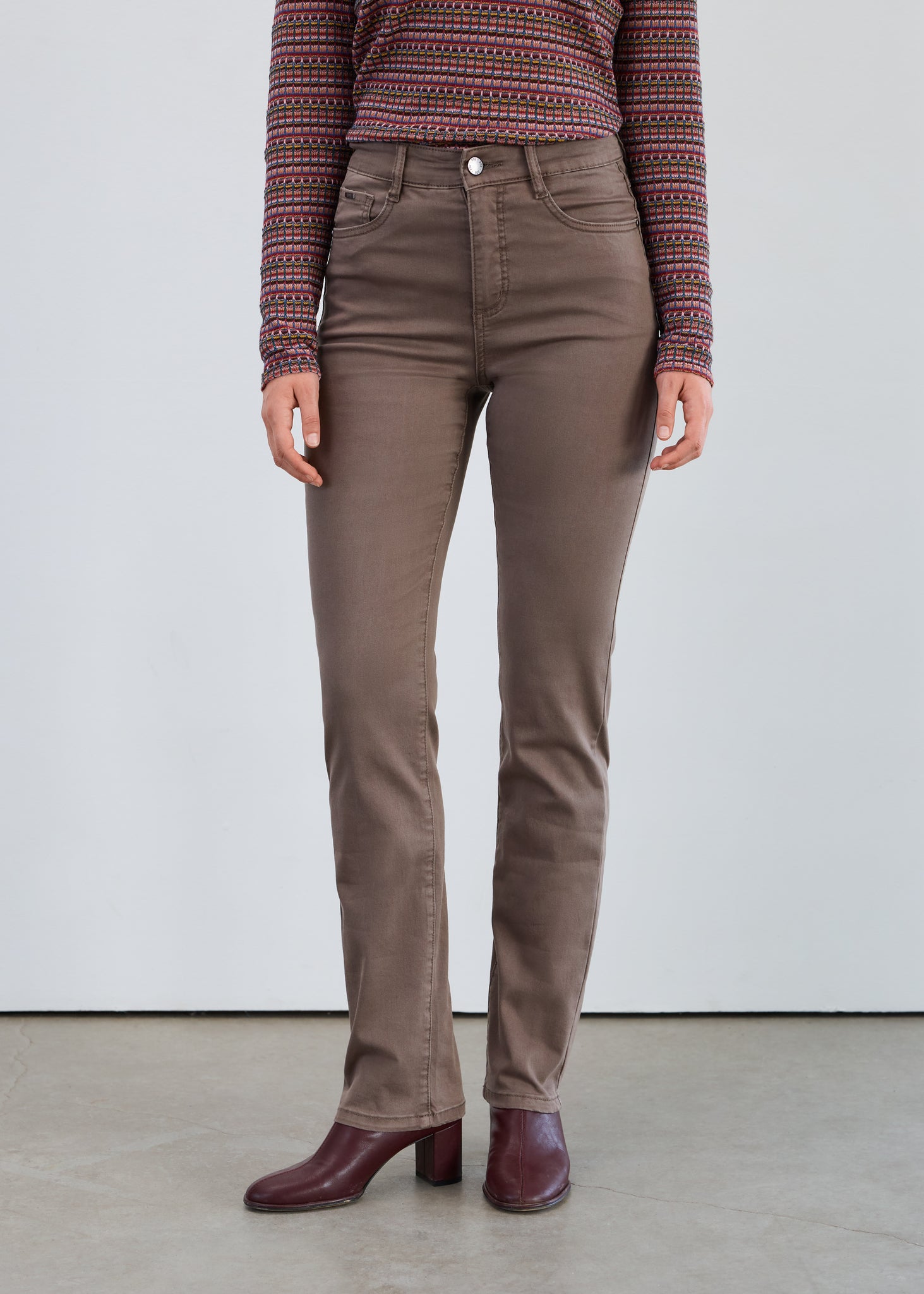 FDJ - EURO TWILL SUZANNE STRAIGHT LEG JEAN - 6864511 - 2 Colours