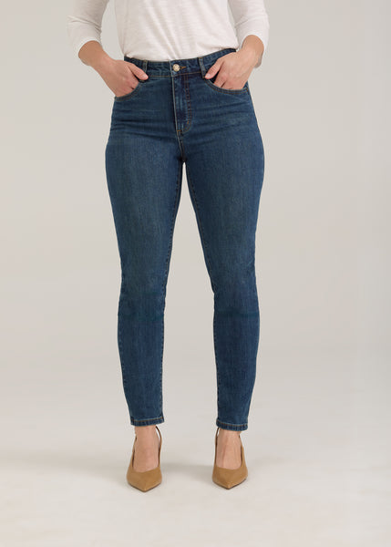 FDJ - ESSENTIAL DENIM -SUZANNE PETITE SLIM LEG JEAN- 8961779
