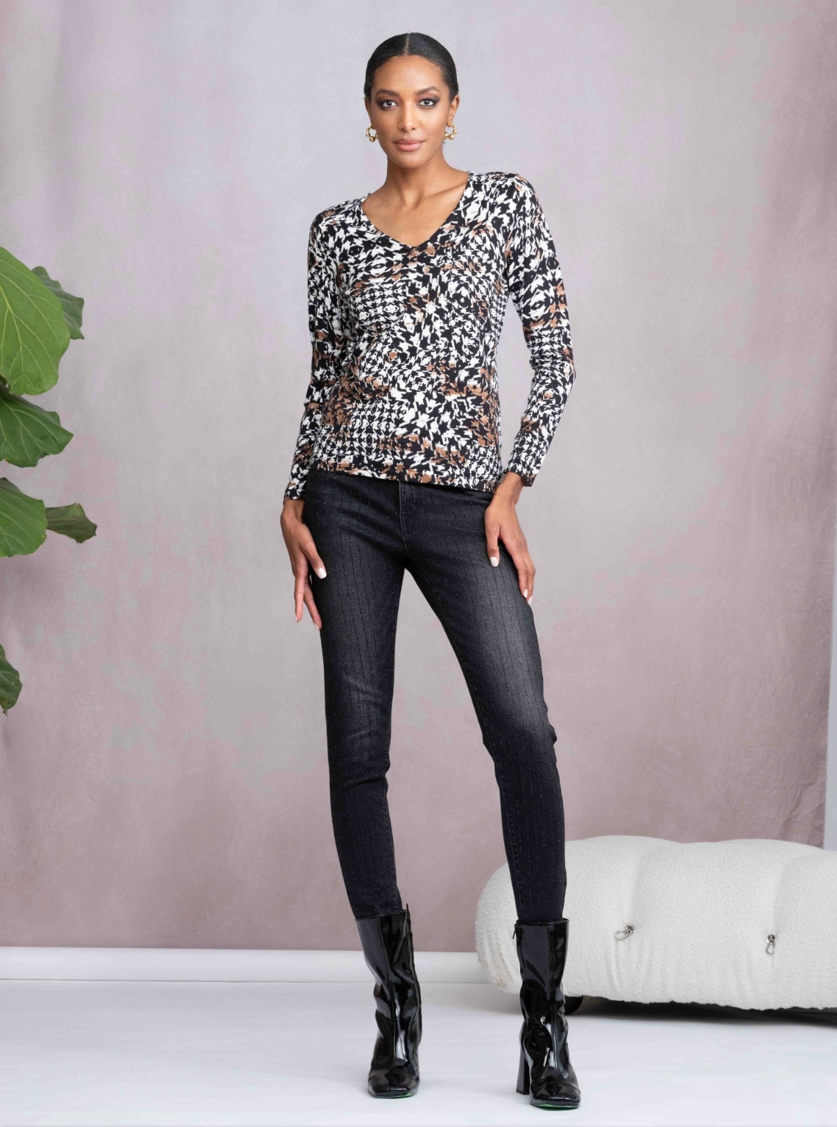 ALISON SHERI - HOUNDSTOOTH PRINT V NECK SWEATER -A46202