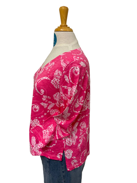ESCAPE - VINTAGE SCROLL COTTON BOXY TEE - 11622- 2 Colours