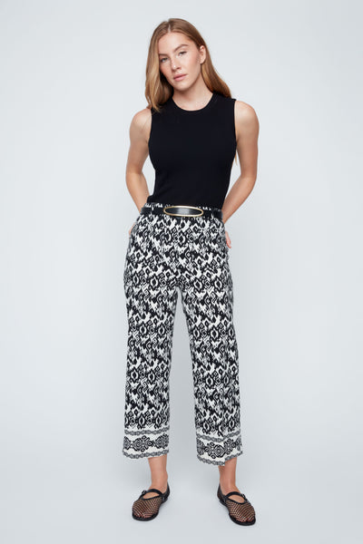 RENUAR - PRINTED BLACK/ WHITE BORDER PRINT CROP  PANT - R11052-E3537